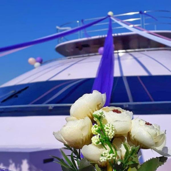 İstanbul Bebek'te VIP Lüks Motor Yat Günlük Kiralama
