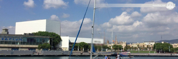 İspanya'nın Barselona şehrindeki RYA Yat Kaptanlığı Teorisi Sınıfı