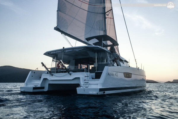 Das Segelerlebnis mit dem neuen Astrea 42 Segelkatamaran von Fountaine Pajot in Punat, Kroatien