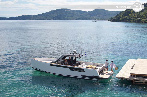 Högpresterande motoryacht för en minnesvärd kryssningsupplevelse i Tirana, Albanien