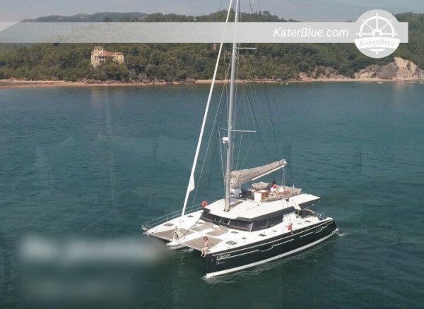 Νέο πολυτελές καταμαράν Fountaine Pajot για 10 άτομα - Εμπειρία στο Σετούμπαλ της Πορτογαλίας