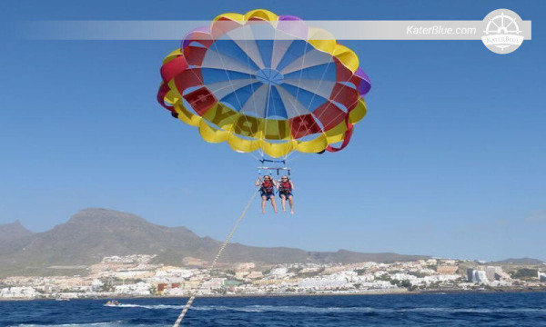 Discover the most magical parasailing activities for two people in Barcelona, Spain