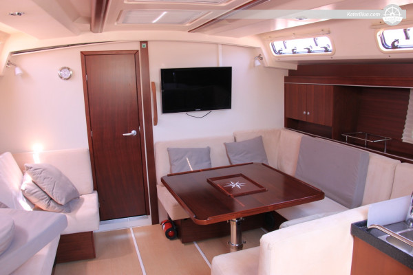 Sailing Yacht of High Comfort in Low Season for Cruising Experience in Valencia, Spain