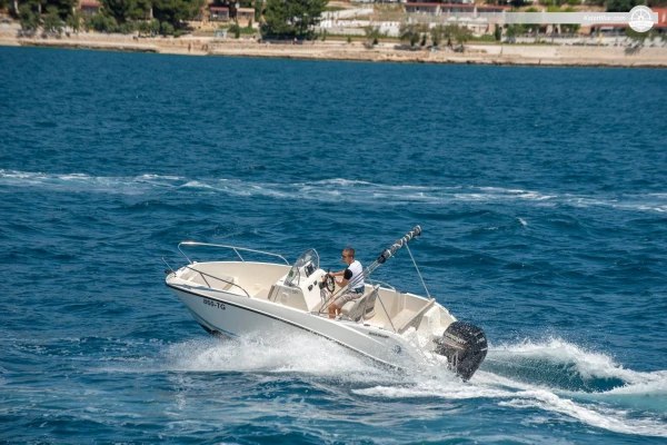 RIB Quicksilver 555 Active – Perfekt für Wasserabenteuer in Trogir, Kroatien