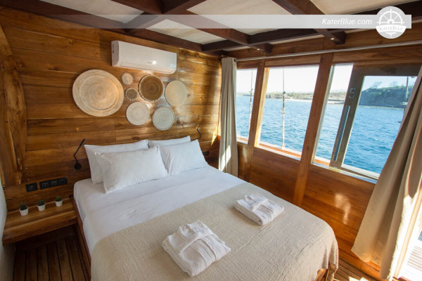 7 Days Cruising Experience Banda-Indonesia