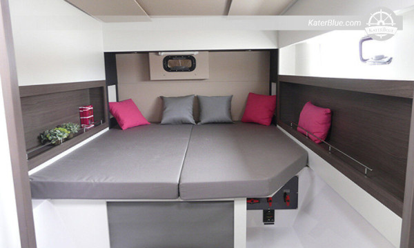 Catamaran Nautitech 40 Open met plaats voor 10 personen, Athene-Griekenland