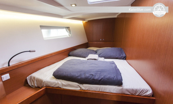 4 hutten zeiljacht Oceanis 45 Lefkada-Griekenland