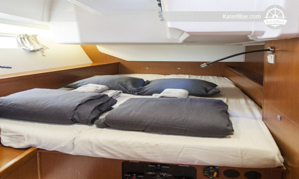 4 hutten zeiljacht Oceanis 45 Lefkada-Griekenland