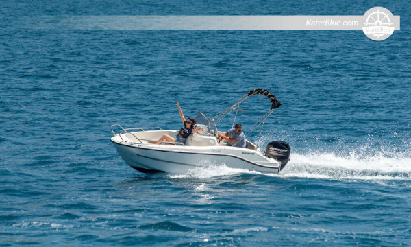 Explore the splendor of five islands Trogir-Croatia