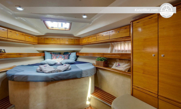 Perfekter wöchentlicher Charter mit Skipper in Trogir, Kroatien