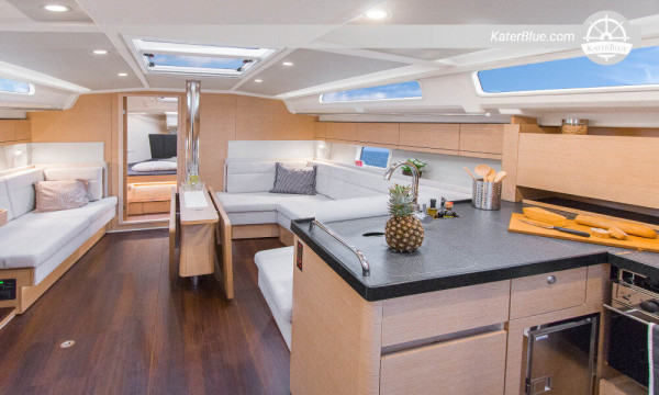 Hanse yacht weekly charters Hvar-Croatia