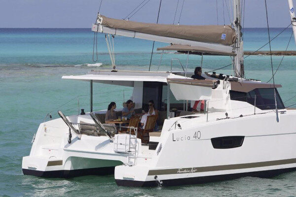 Weekly catamaran charter Guana Island-British Virgin Islands