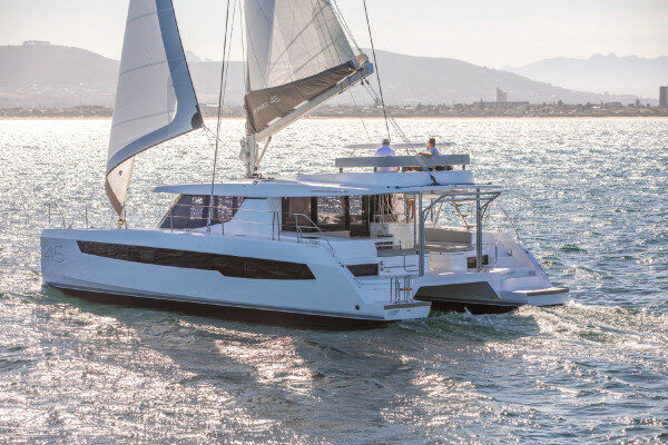Catamaran offer weekly charters Mayreau Grenada