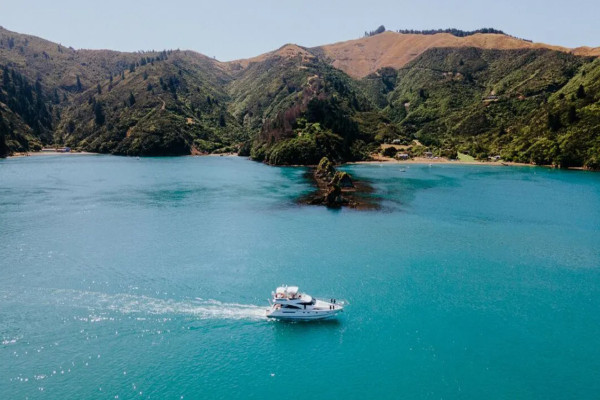 Fairline motor yacht charter Endeavour Inlet New Zealand