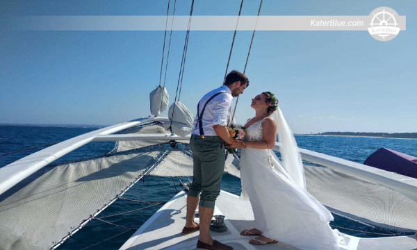 Catamaran sailing vacation offer Legian Bali