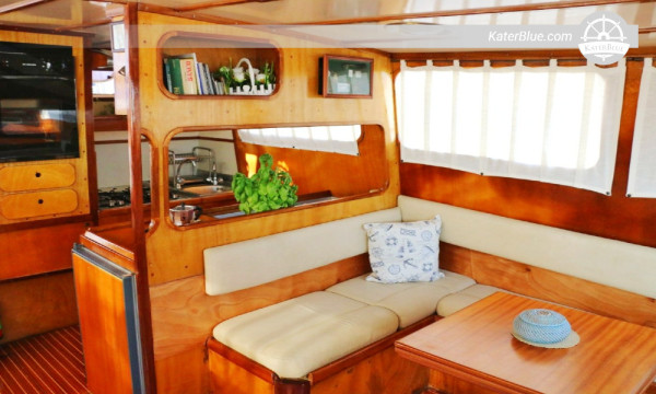 Vulcano Ventures Weekly Motorsailer Charter Lipari Milazzo, Italy