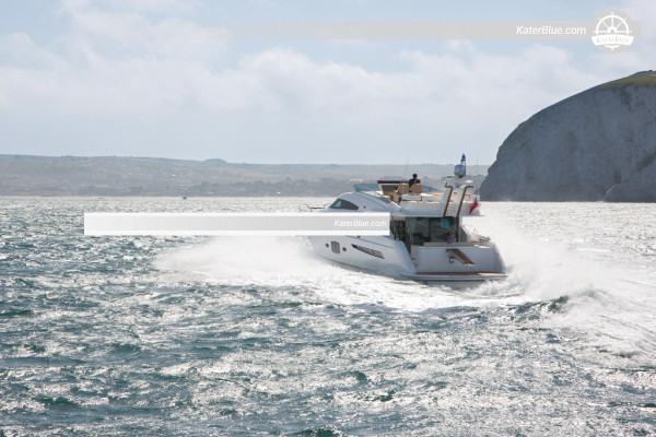 Luxury vessel skippered charter No-Name-Harbour Miami