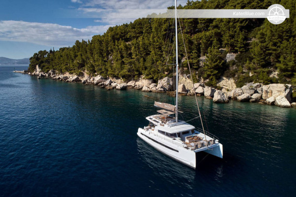 Luxury Bali catamaran excursion Baja-California-Sur Mexico