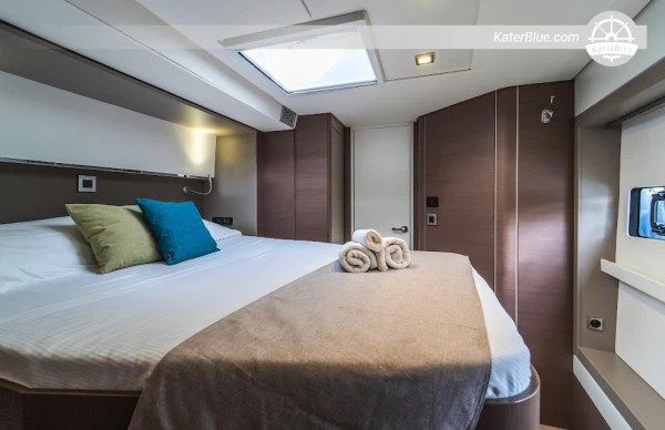 Descubra Capri - Aluguel de barco semanal com skipper em Bali, Capo-d'Orlando, Itália