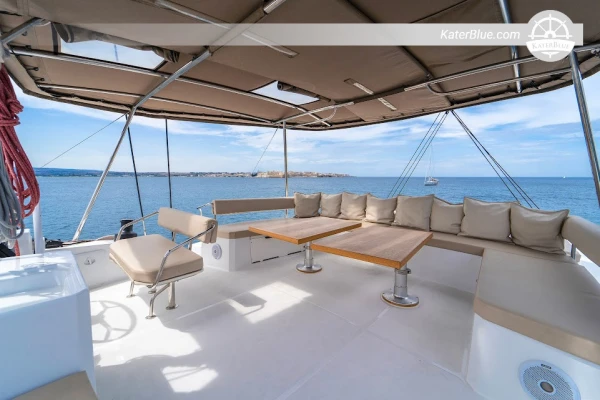 Descubra Capri - Aluguel de barco semanal com skipper em Bali, Capo-d'Orlando, Itália