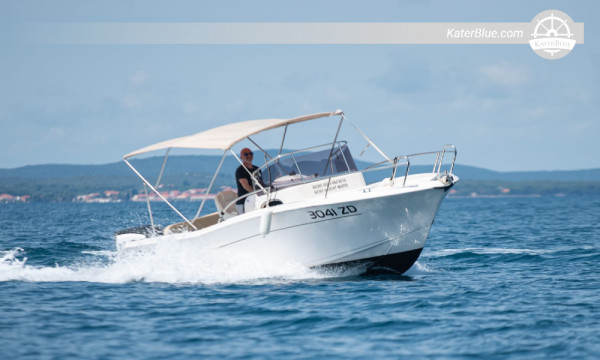 Ημερήσια Ενοικίαση Σκάφους Focus-21 Sundeck με Καπετάνιο, Ζαντάρ, Κροατία