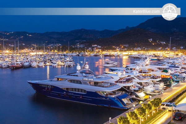 Prodej 2 kajut Bavaria Sport 39 Motor Yacht Bodrum, Turecko