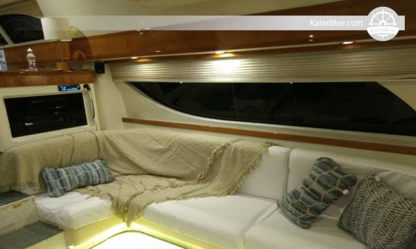 Noleggio di yacht a motore di 8 ore Ilha Grande – Lopes Mendes, Lagoa Azul, Caxadaço e Meros