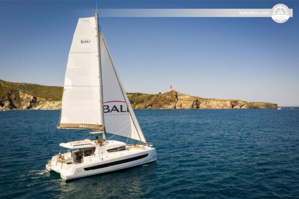 Weekly Bareboat Sailing Charter - Routes of Croatian Rulers from Marina Baotić, Croatia