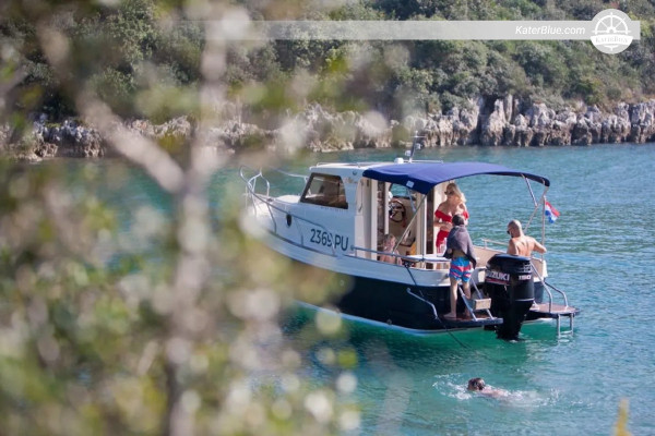 Weekly Bareboat Charter in Northern Adriatic from Pula - Unije, Susak, Rab & Cape Kamenjak - Leidi 660