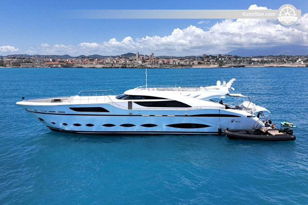 AB Yacht社製スーパーラグジュアリーヨット販売中（イタリア、ヴェンティミリア）