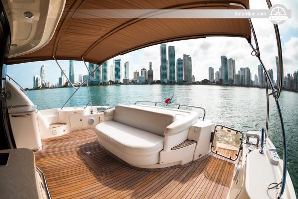 Risteily Cartagenasta Punta Iguanalle Sea Ray 62 -laivalla