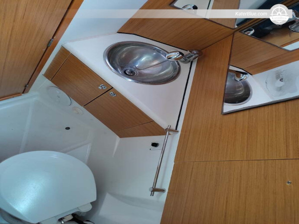 Ruta Serenidad Costera: Chárter de 7 noches en barco sin tripulación desde Gouvia a Benitses, Petriti, Mourtos, Parga, Paxos y regreso