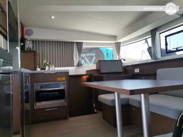 Die perfekte Mischung aus Party und Entspannung: 7 Nächte / 8 Tage Segelcharter mit Skipper ab ACI Marina Trogir
