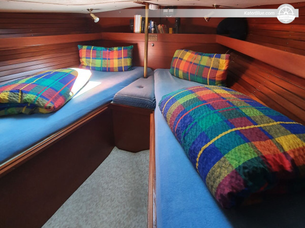 Voilier Hallberg-Rassy H-R 38 à vendre – Construction 1979 – 11,57 m, 2 cabines, TVA acquittée, Sardaigne, Italie