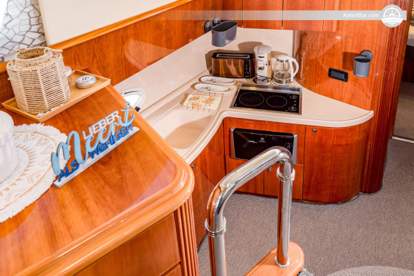 Bareboat Weekend Charter från Marina Punat – Cres & Valun Island Getaway