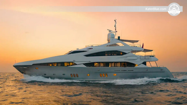 Luxe dagcharter van 4 uur aan boord van de Sunseeker 131FT vanuit de haven van Dubai – Atlantis, Ain Dubai & Burj Al Arab