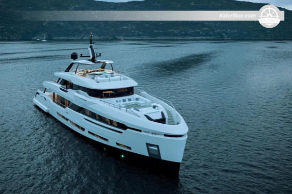Baglietto DOM 133 (2023), 134ft Alluminio, 5 Cabine – Genova