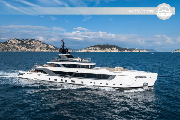 Admiral 55 S-Force (2024) – Superyacht in alluminio di 55 m, Armani Casa, Carrara
