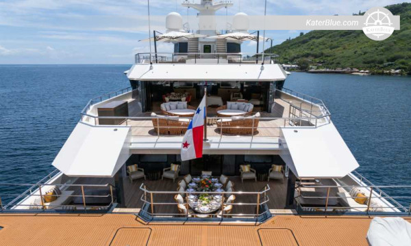 Hurghada to Jeddah Cross-Red Sea Expedition aboard LA DATCHA