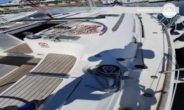 Ugentlig bareboat charter Athen Saroniske Golf – Jeanneau Sun Odyssey 45, lørdag–lørdag, Alimos til Aegina, Poros, Spetses, Kyparissi, Hydra, Agistri, op til 10 gæster
