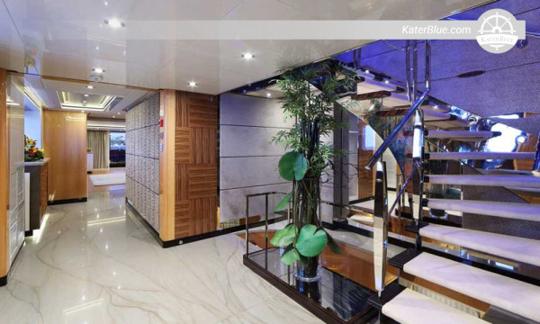 Týdenní pronájem lodi Benetti 164 Dubai – Skyline Cruise, Světové ostrovy, pobřeží Abú Zabí, Sir Bani Yas, ostrov Yas a pobřežní ostrovy Dubaje