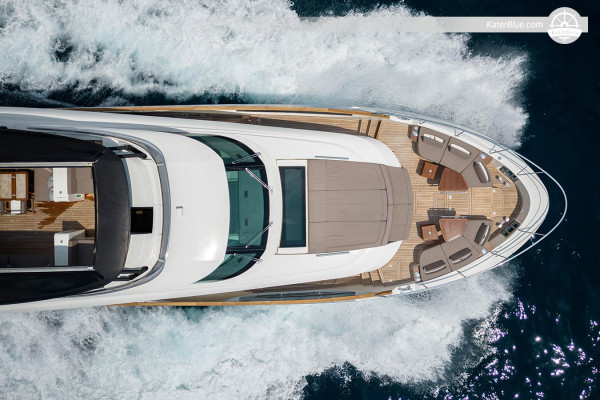 Yate a motor Monte Carlo Yachts MCY 96 2017 en venta: 29 m, 5 camarotes para invitados, Génova, Italia