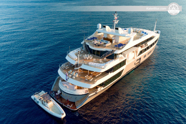 Austal 72 Super Luxury Yacht Charter – Sindalah, Umluj &amp; Al-Wajh 7-Day Cruise