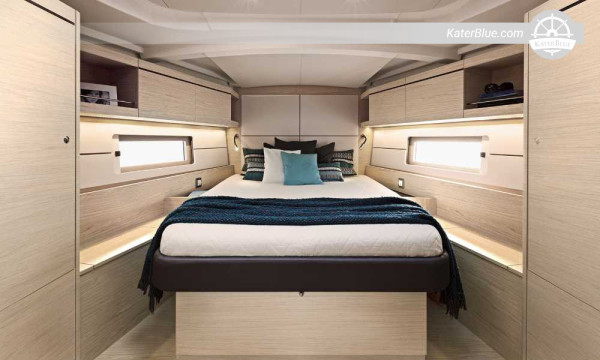 Bareboatcharter på Kykladerna från Aten – seglingsrutt till Paros och Mykonos