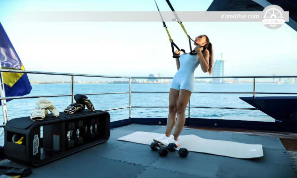 AK ROYALTY 7-Day Crewed Yacht Charter - Northern Gulf Kuwait City, Failaka &amp; Bubiyan from Bahrain
