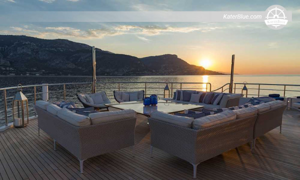 Austal 72 Super Luxury Yacht Charter – Sindalah, Umluj &amp; Al-Wajh 7-Day Cruise
