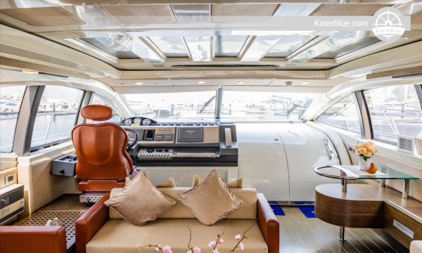 Azimut 68 Abu Dhabi en westelijke eilanden wekelijks charter vanuit Dubai Marina