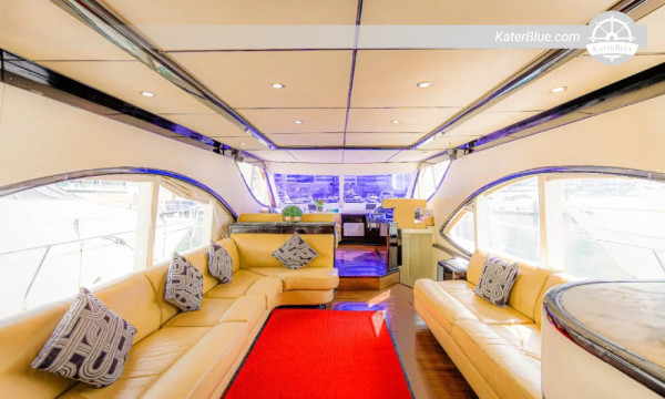 75ft motorjacht met bemanning - 7-daagse cruise in Abu Dhabi en de westelijke eilanden van Dubai Marina naar Jebel Ali, Ghantoot, Yas Bay, Saadiyat en Dalma