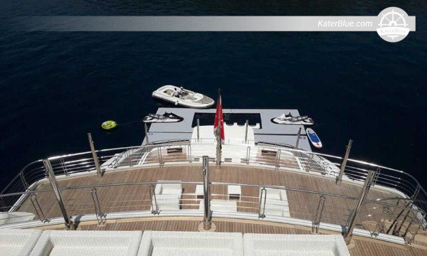 Moonlight II Superyacht Charter – 7-Day Northern Red Sea Expedition from Sindalah Marina