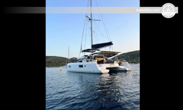Sewa Kapal Katamaran Lagoon 42 Tanpa Awak Selama 7 Hari - Saint-Tropez ke Port-Cros, Cassis, Marseille & Pantai Provence (2022, 4 Kabin, 8 Tamu)